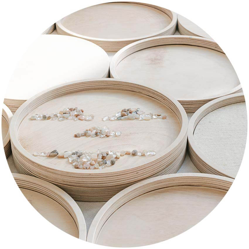 Mandalagarten DIY-Set – Entdecke und gestalte deinen kreativen Garten aus natürlichen Materialien für achtsame Entspannung.